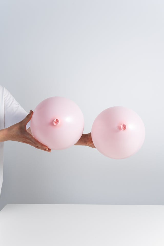 Seins Tubéreux : Prix, Remboursement Sécu et Démarches
